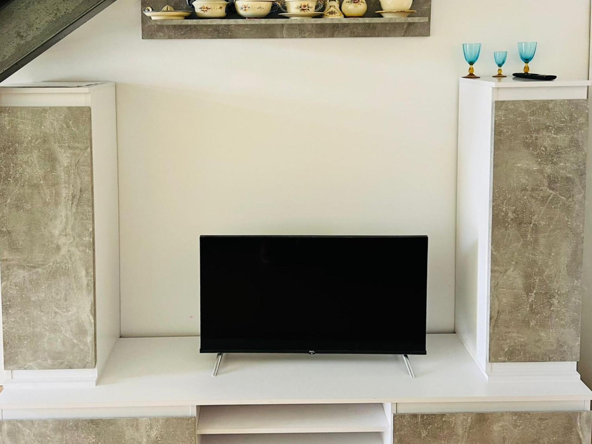 Espectacular Apartamento Con Piscina Y Garaje Madrid Kültér fotó